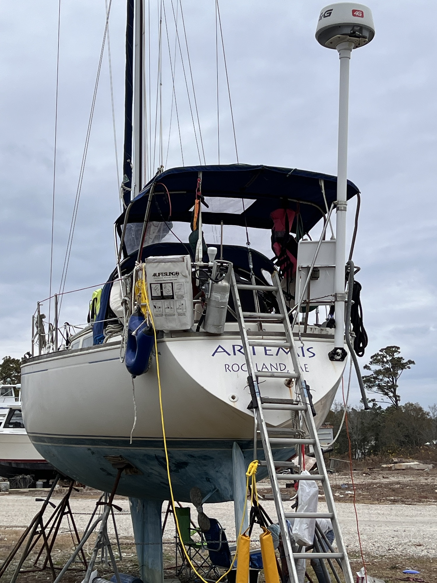 sabre 34 yacht